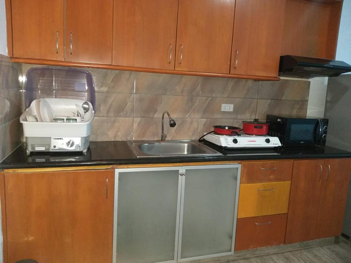 Manila Bay Front Delux Pearl Of The Orient Apartment Exterior photo