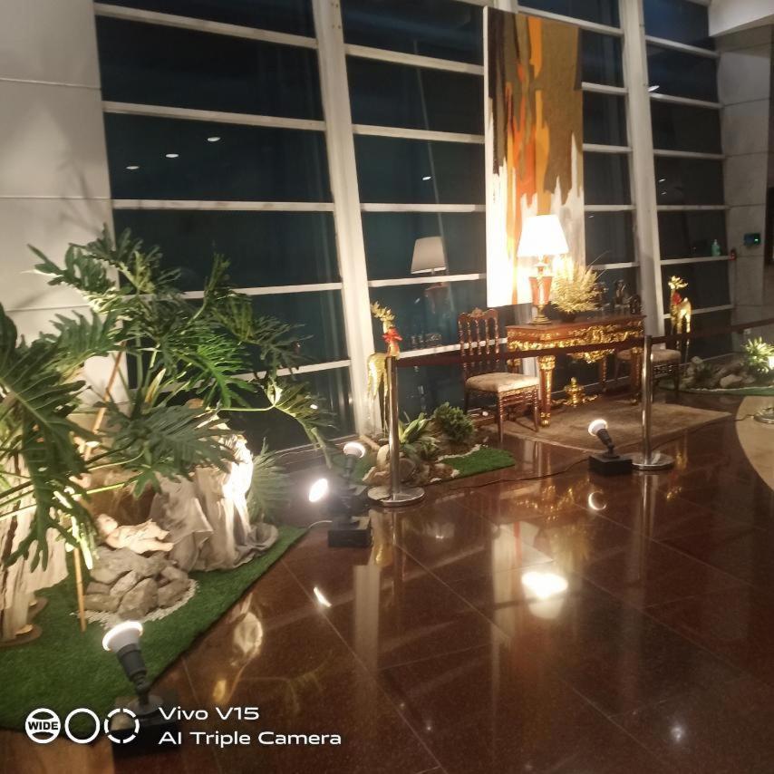 Manila Bay Front Delux Pearl Of The Orient Apartment Exterior photo